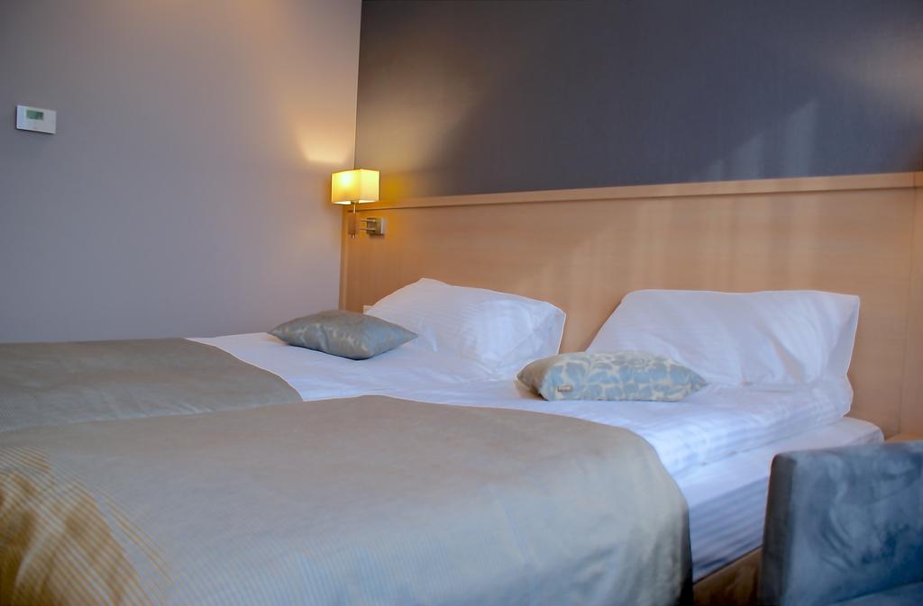 Hotel Lazur & Conference 3*